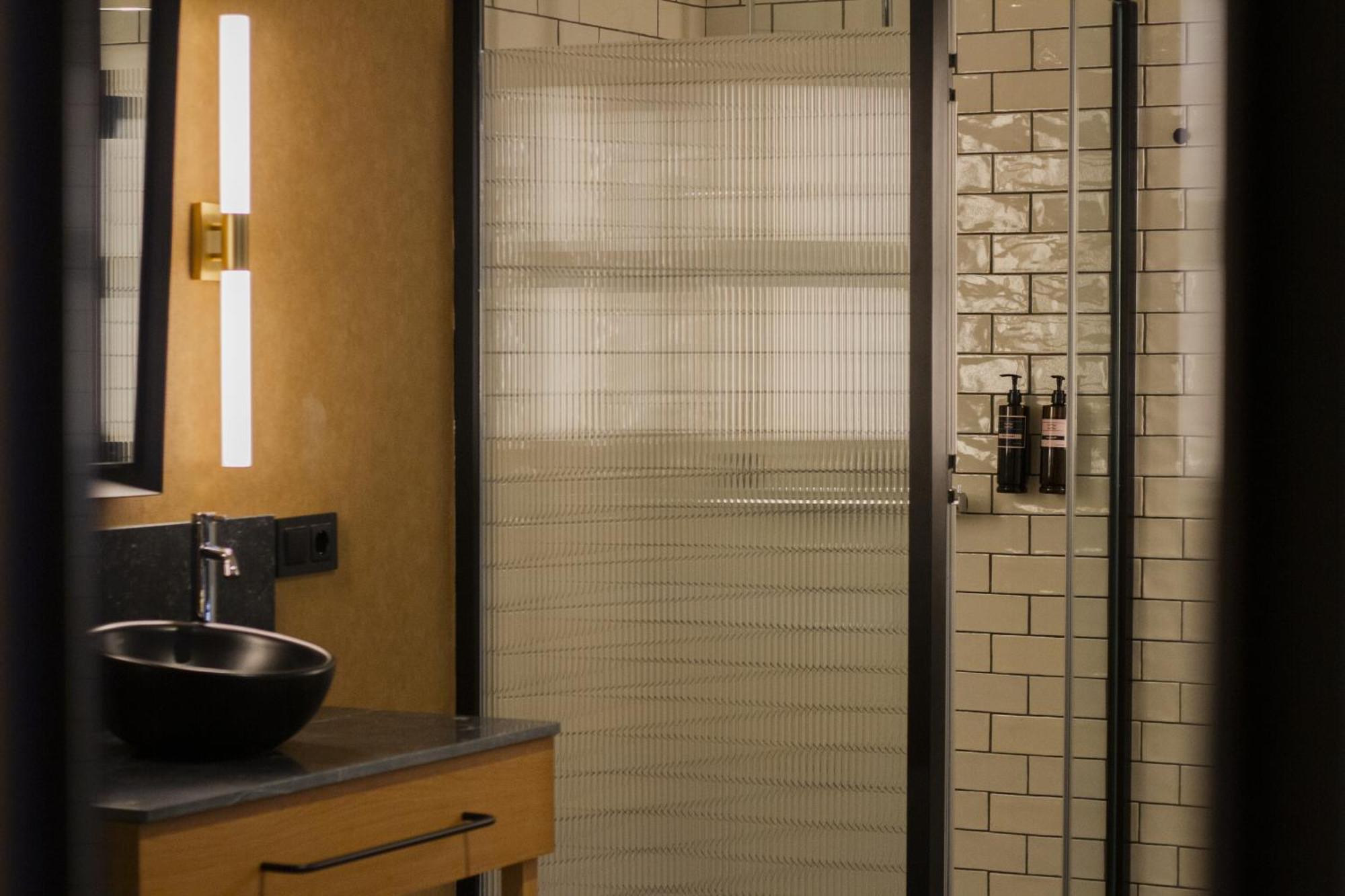 Letoh Letoh Bilbao Hotel Екстериор снимка
